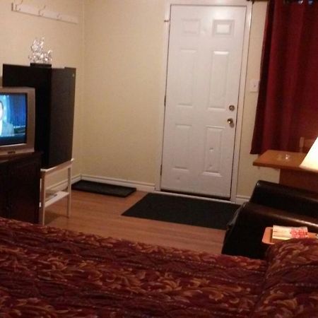 Leisure Motel 윈저 외부 사진