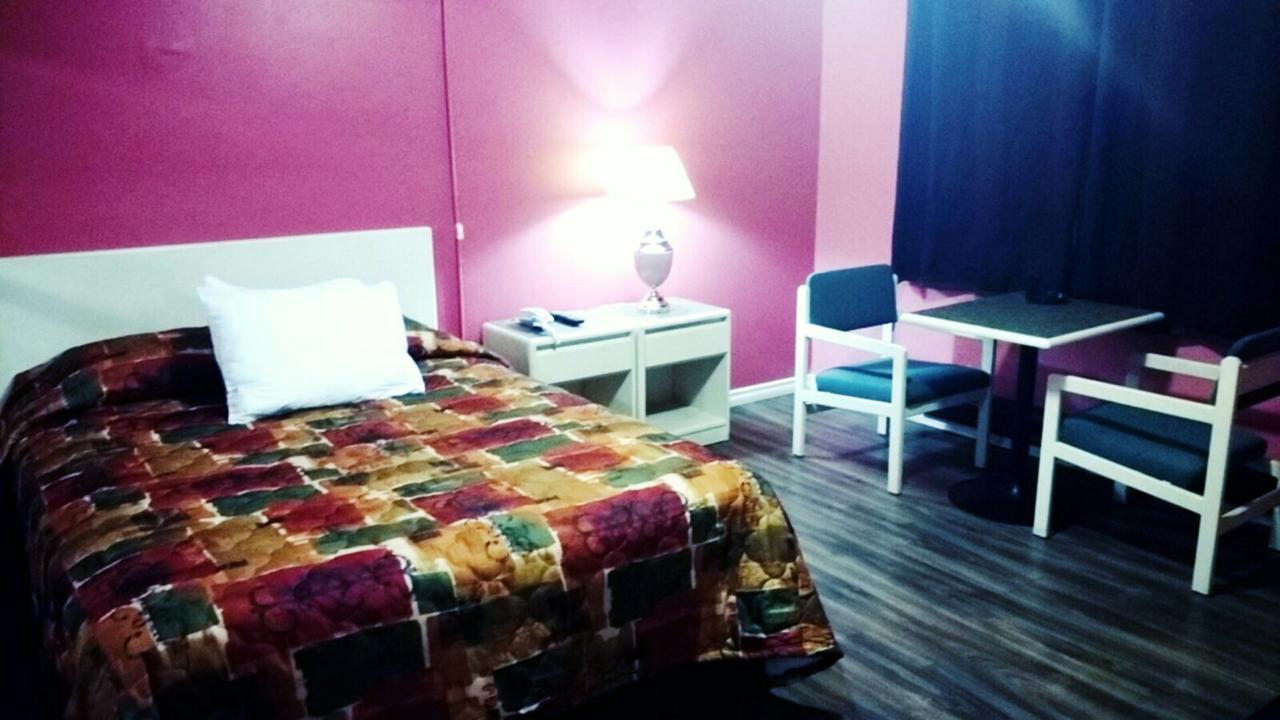 Leisure Motel 윈저 외부 사진